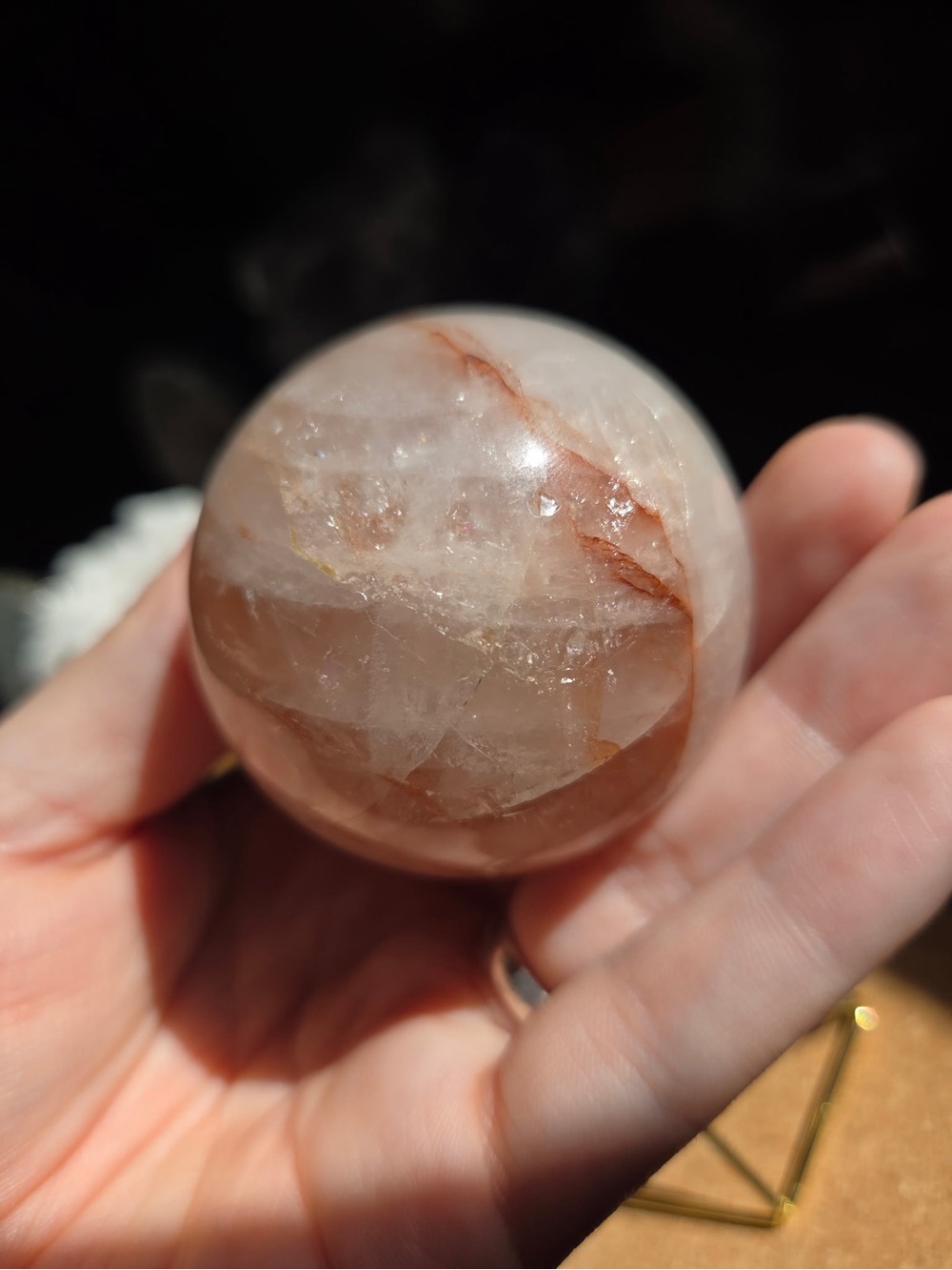 Fire quartz sphere - Picture 11 of 15